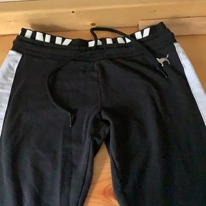 Pink Vs sweatpants